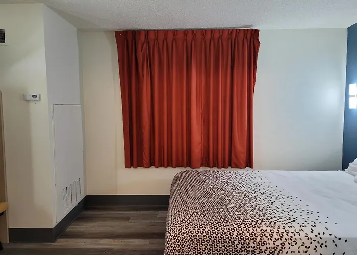 Modern 39 Lakeview By Oyo Hotel Minonk