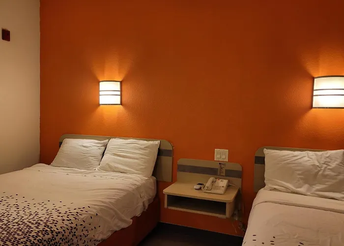 Hotel Modern 39 Lakeview By Oyo 2*